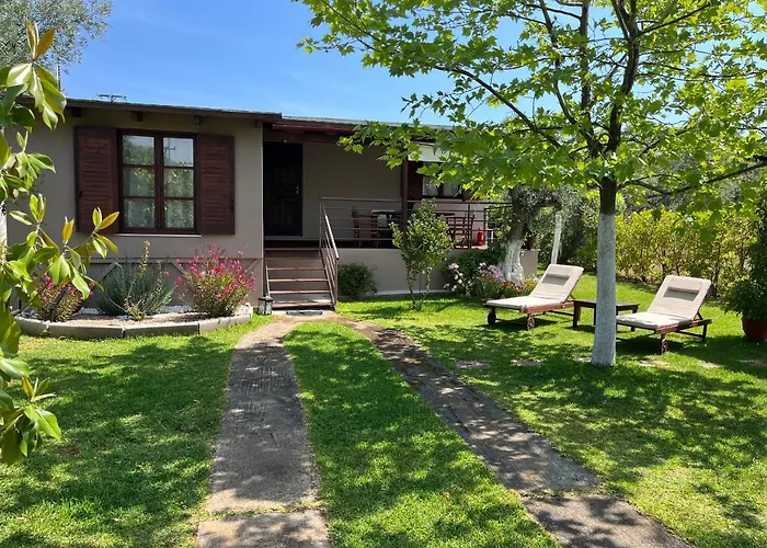 Les Olives Woodhouse Holiday home